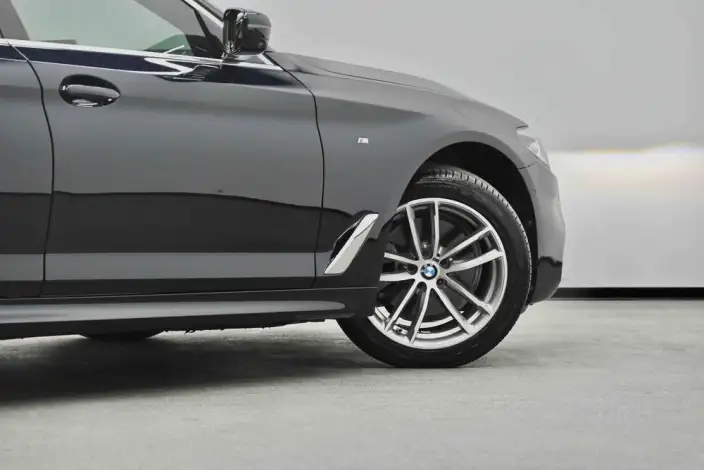 BMW 5 Series 2020 Model 525Li M Sports Set – фото 8