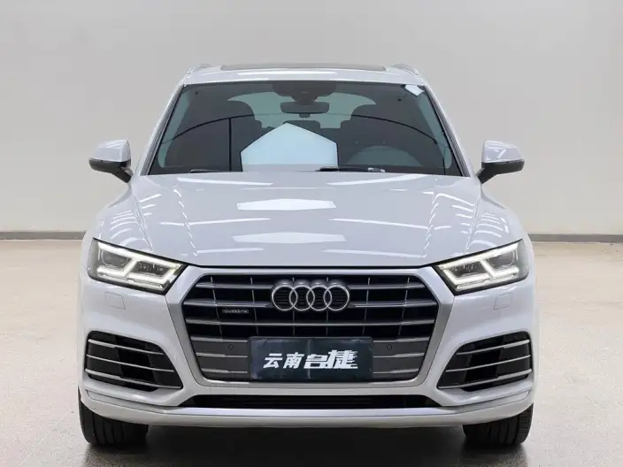 Audi Q5L 2020 Model 40 TFSI Rong Xiang Fashion Model – фото 2