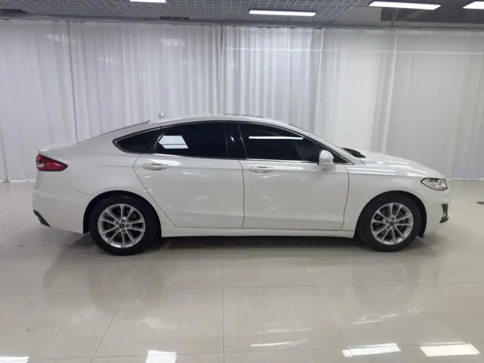 Ford Mondeo 2020 Model EcoBoost 180 Fashion Model – фото 8