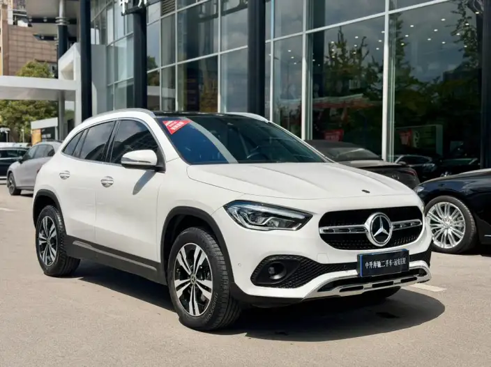 Mercedes-Benz GLA 2020 Model GLA 180 – фото 3