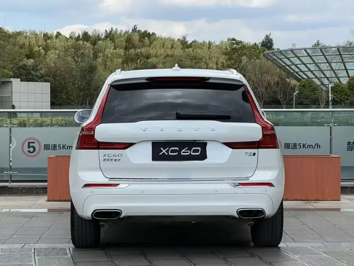 Volvo XC60 2021 Model T5 4WD Smart Range Sports Edition – фото 6