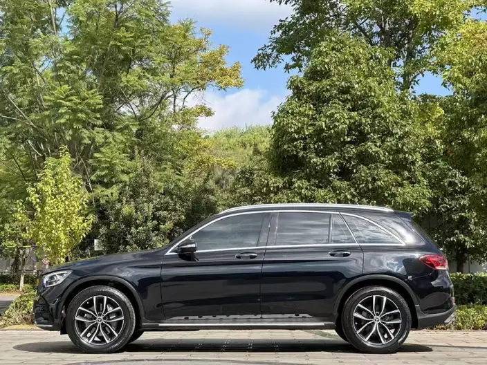 Mercedes-Benz GLC 2020 Model GLC 300 L 4MATIC Dynamic Model – фото 4