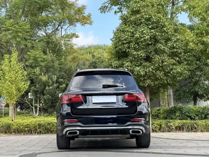 Mercedes-Benz GLC 2020 Model GLC 300 L 4MATIC Dynamic Model – фото 6