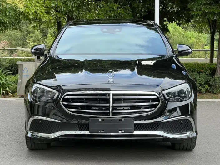 Mercedes-Benz E-Class 2021 Model Facelift E 300 L Noble Model sedan – фото 2