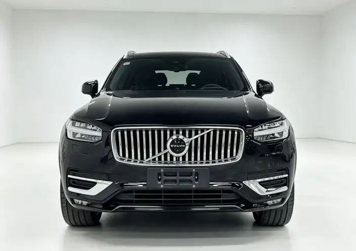 Volvo XC90 2021 Model B6 Smart Elegance Deluxe Edition 7 seat