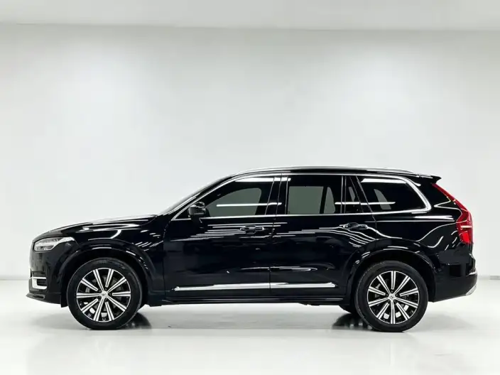 Volvo XC90 2021 Model B6 Smart Elegance Deluxe Edition 7 seat