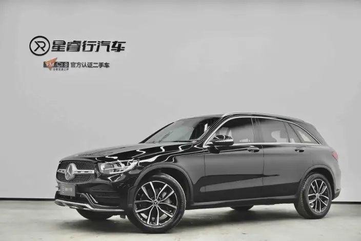 Mercedes-Benz GLC 2020 Model Facelift GLC 260 L 4MATIC Luxury Model – фото 1