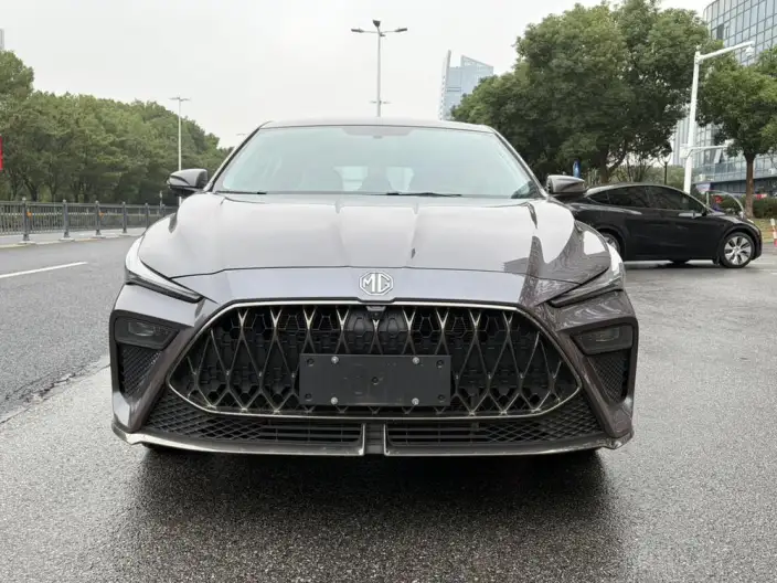 MG 5 Scorpio 2022 Model 1.5T Deluxe Edition – фото 2