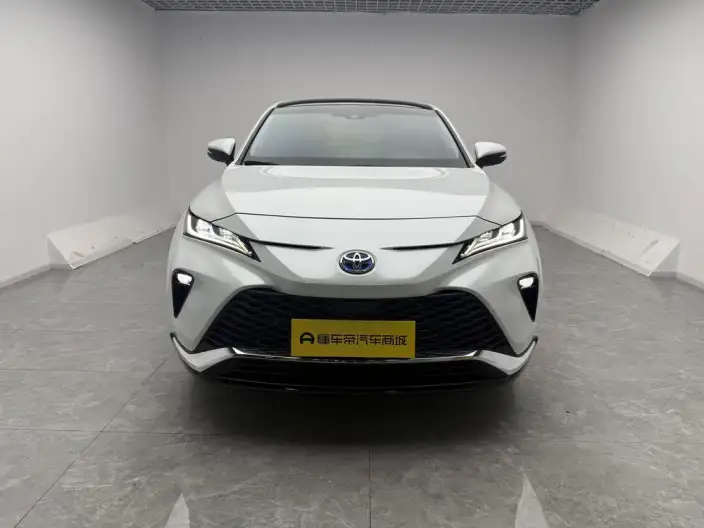 Venza 2022 Model Hybrid 2.5L CVT 4WD Supreme Edition – фото 2