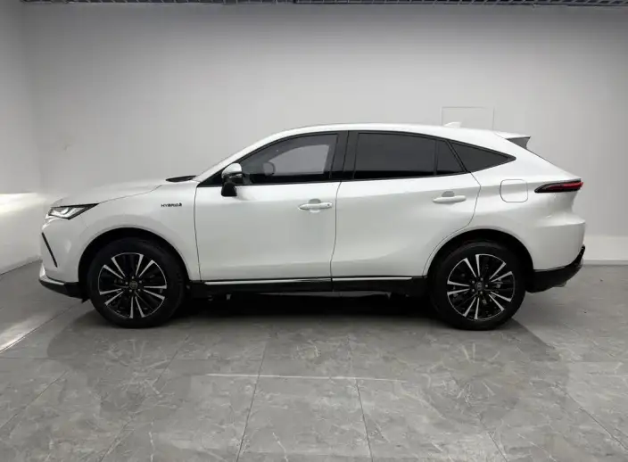 Venza 2022 Model Hybrid 2.5L CVT 4WD Supreme Edition – фото 4