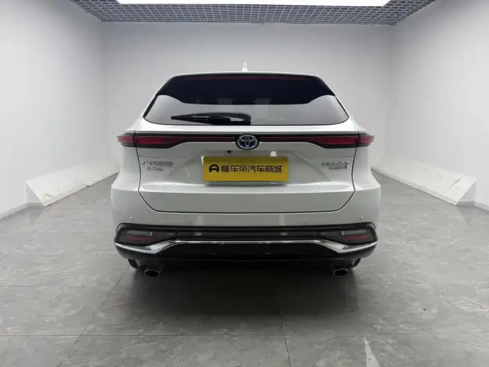 Venza 2022 Model Hybrid 2.5L CVT 4WD Supreme Edition – фото 6