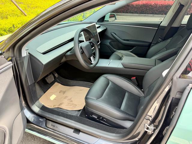 Tesla Model 3 2023 RWD – фото 9