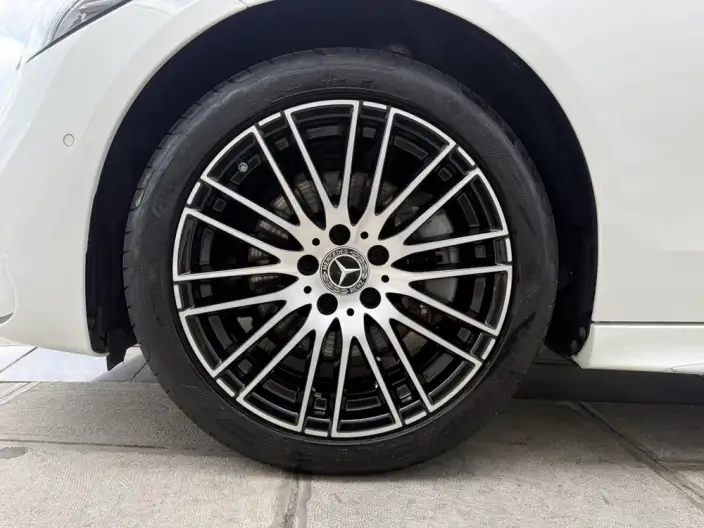 Mercedes-Benz C-Class 2024 Model C 200 L Sports Edition – фото 8