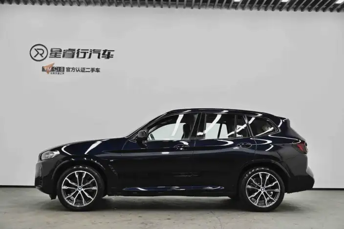 BMW X3 2023 Model xDrive30i Leading Model M Night Set – фото 2