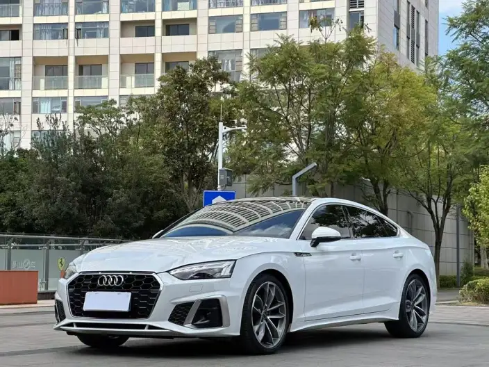 Audi A5 2021 Model Sportback 40 TFSI quattro Luxury Dynamic Model