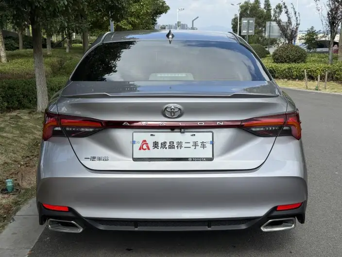 Toyota Avalon 2023 Model 2.0L CVT Deluxe Edition – фото 6