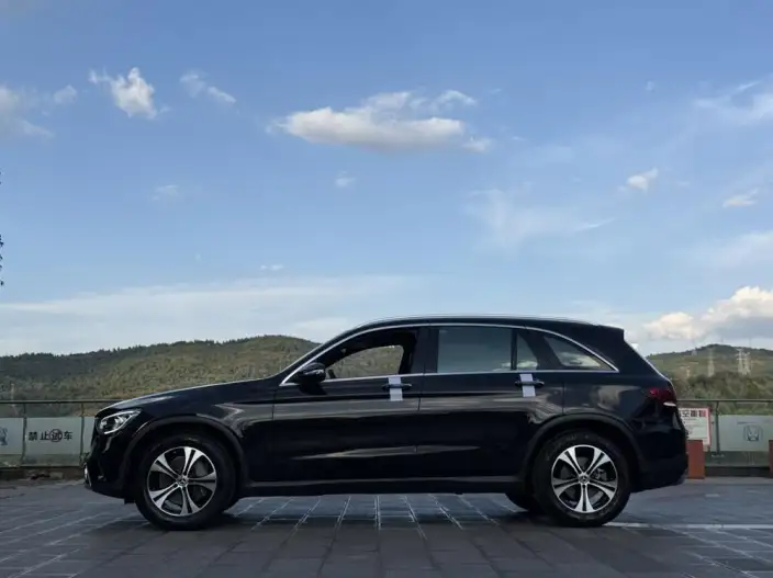 Mercedes-Benz GLC 2020 Model Facelift GLC 260 L 4MATIC Dynamic Model – фото 4