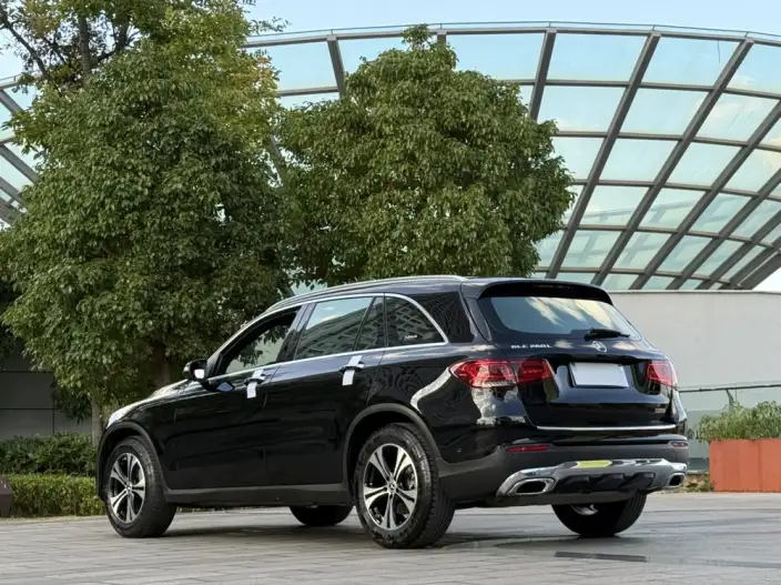 Mercedes-Benz GLC 2020 Model Facelift GLC 260 L 4MATIC Dynamic Model – фото 5