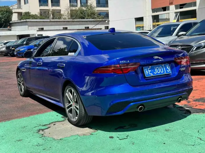 Jaguar XE L 2021 Model 2.0T 200PS R-DYNAMIC Youth Sports Edition