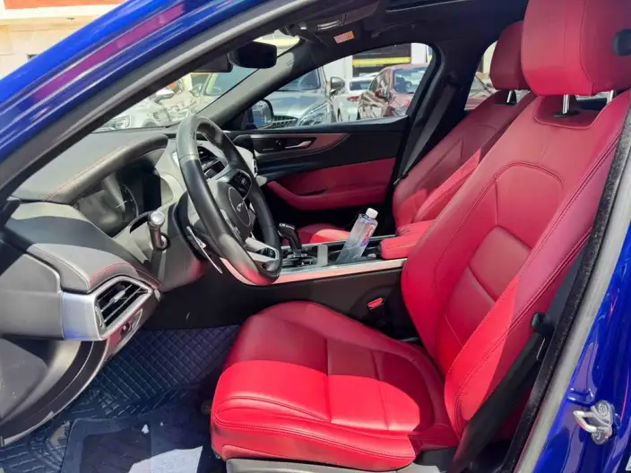 Jaguar XE L 2021 Model 2.0T 200PS R-DYNAMIC Youth Sports Edition – фото 10