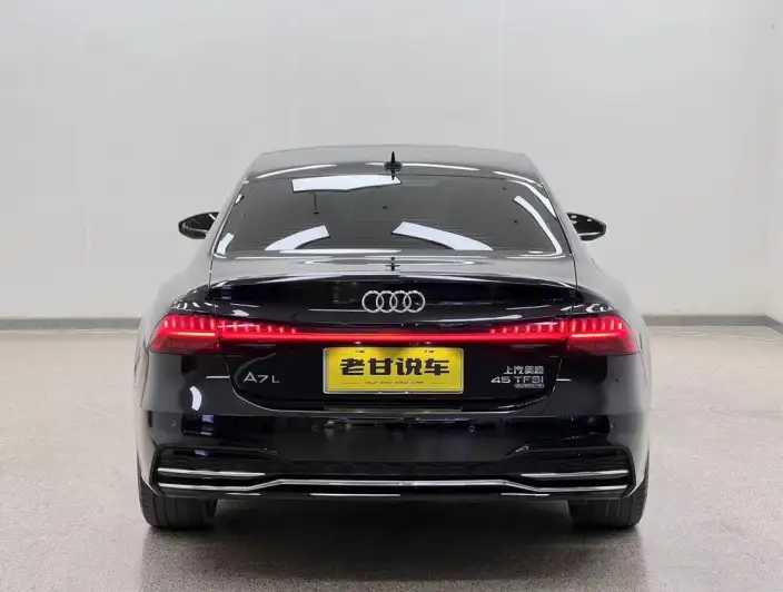 Audi A7 L 2024 Model 45 TFSI quattro Luxury Model – фото 6