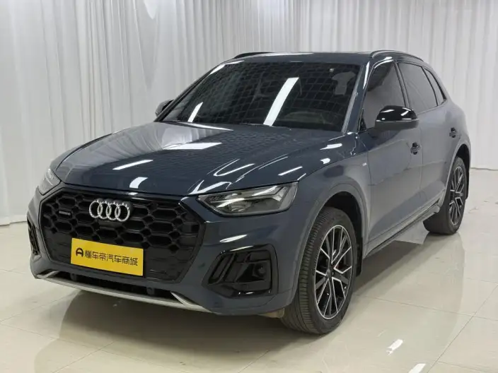 Audi Q5L 2025 Model quattro 45th Anniversary Collector Edition Edition 45TFSI Luxury Dynamic Model – фото 1