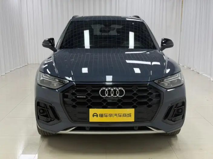 Audi Q5L 2025 Model quattro 45th Anniversary Collector Edition Edition 45TFSI Luxury Dynamic Model – фото 2