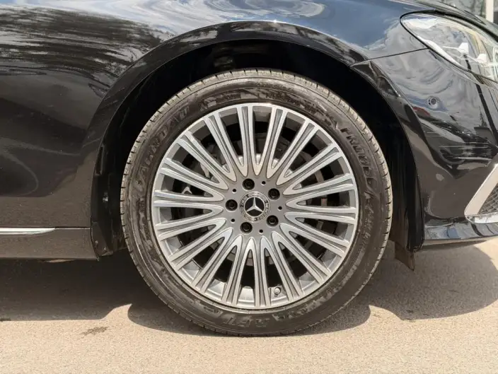 Mercedes-Benz E-Class 2023 Model E 300 L Luxury Model sedan – фото 7
