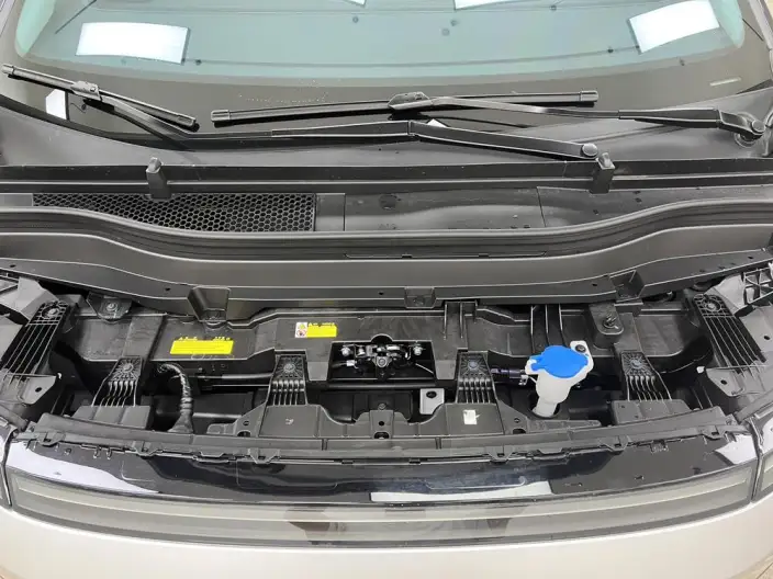 XPeng X9 2024 Model 640 4WD High performance Max – фото 8