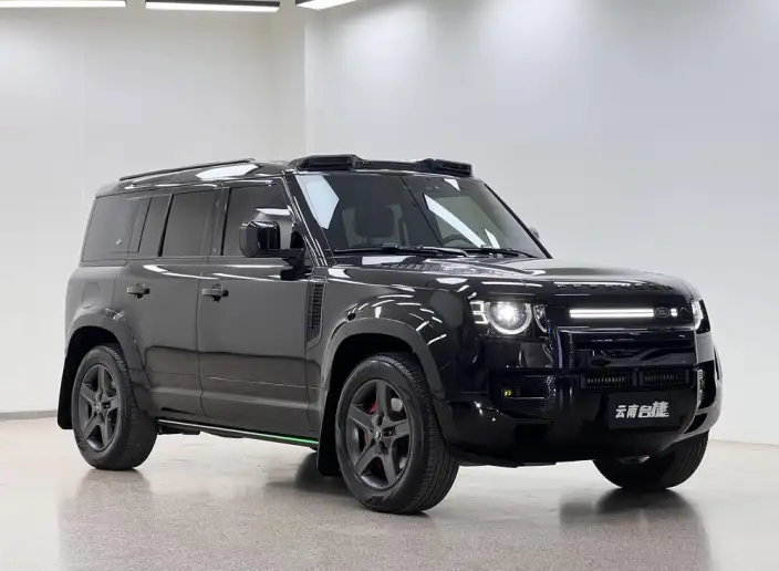 Land Rover Defender 2024 Model 110 3.0T P400 X-Dynamic HSE – фото 3
