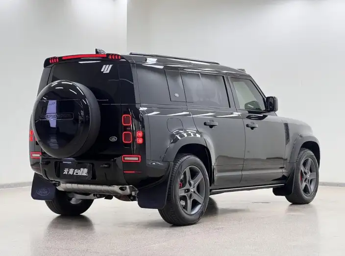 Land Rover Defender 2024 Model 110 3.0T P400 X-Dynamic HSE – фото 7