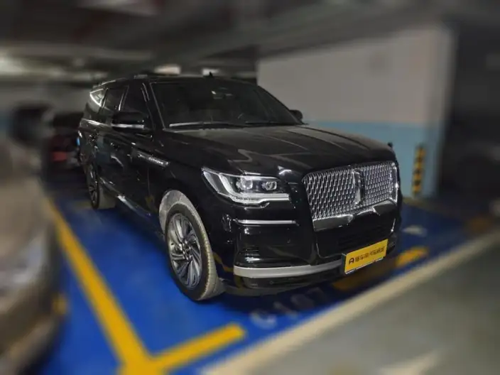 Lincoln Navigator 2022 Model 3.5T Zunyao Edition – фото 3