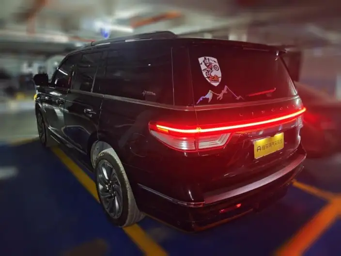 Lincoln Navigator 2022 Model 3.5T Zunyao Edition – фото 4