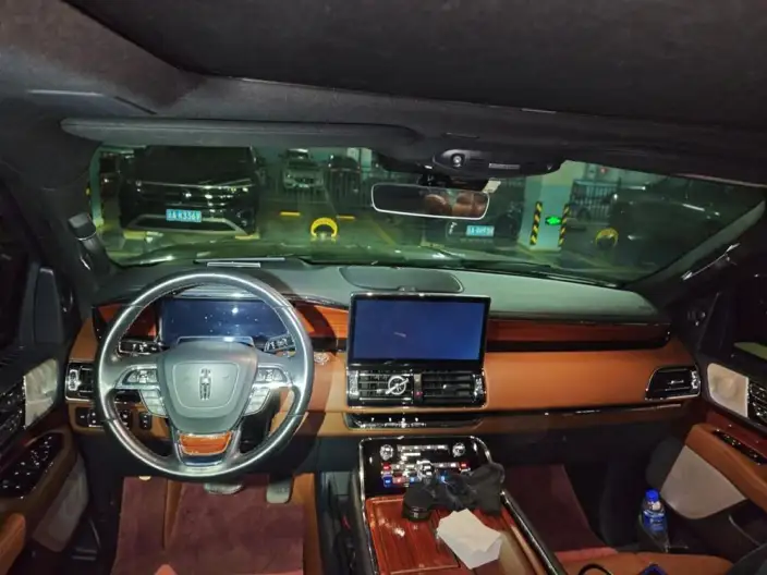 Lincoln Navigator 2022 Model 3.5T Zunyao Edition – фото 5
