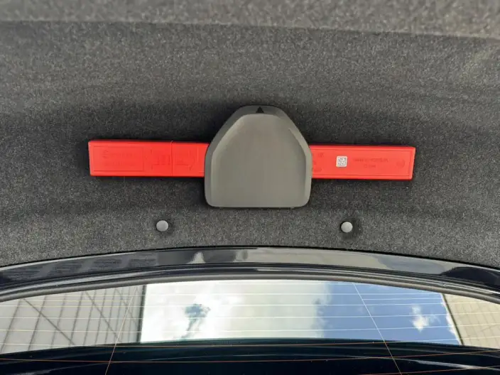 BMW 3 Series 2025 Model 330i M Sports Night Set – фото 8