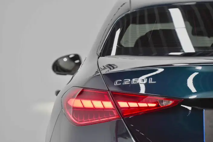 Mercedes-Benz C-Class 2023 Model C 260 L Sports Edition – фото 7