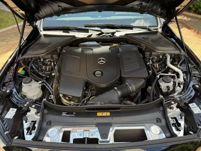 Mercedes-Benz E-Class PHEV 2024 Model E 350 e L Sports sedan – фото 8