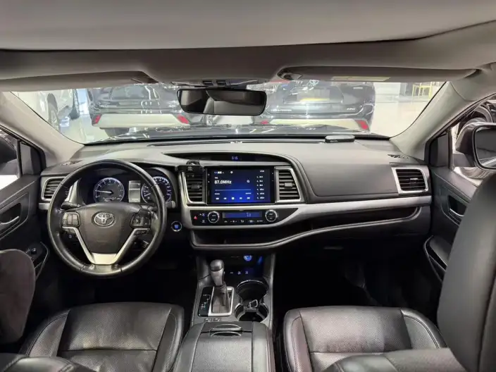 Toyota Highlander 2021 Model 2.0T 4WD Deluxe Edition 7 seat – фото 7