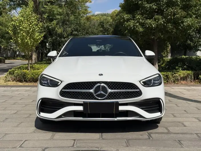 Mercedes-Benz C-Class 2023 Model C 260 L Sports Edition – фото 2