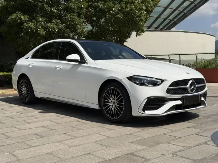 Mercedes-Benz C-Class 2023 Model C 260 L Sports Edition – фото 3