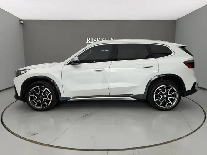 BMW X1 2023 Model sDrive25Li M Sports Set – фото 4