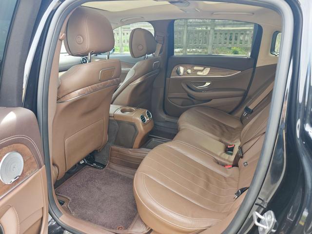 Mercedes-Benz E-Class 2017 модификация E 320 L 4MATIC – фото 12