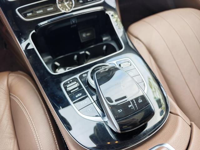 Mercedes-Benz E-Class 2017 модификация E 320 L 4MATIC – фото 14