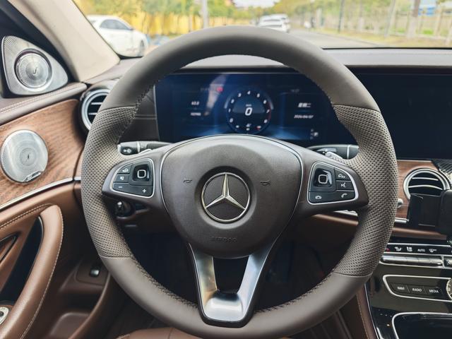 Mercedes-Benz E-Class 2017 модификация E 320 L 4MATIC – фото 15