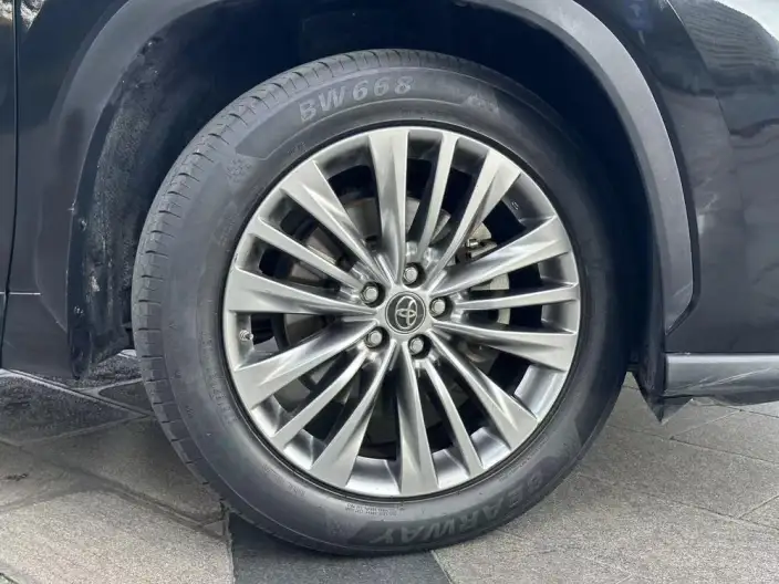 Toyota Highlander 2022 Model 380T 4WD Premium Edition 7 seat – фото 7
