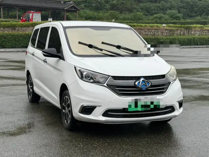 Changan Oshan A600 EV 2021 Model EV 6 seat