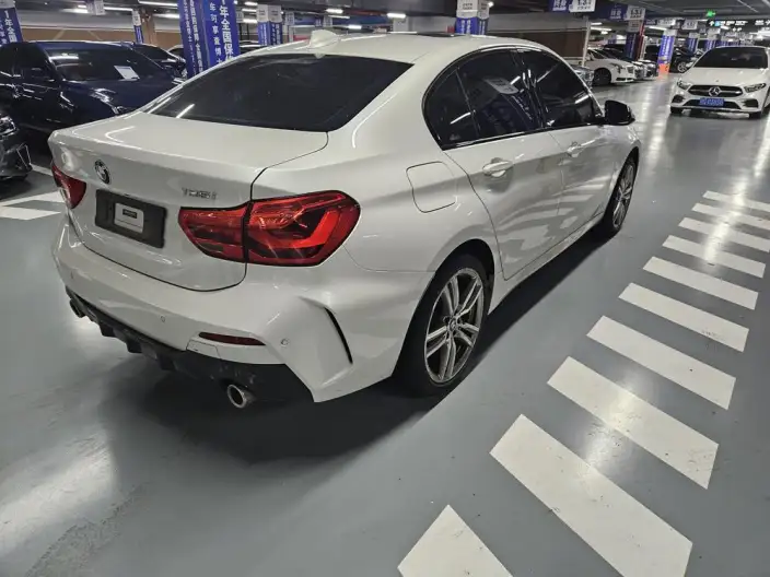 BMW 1 Series 2020 Model 125i Leading Model M Sports Set – фото 7