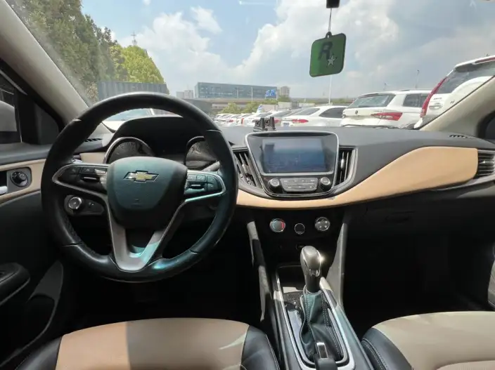 Chevrolet Corolla 2022 Model 320 Automatic Yuexiang Edition – фото 8