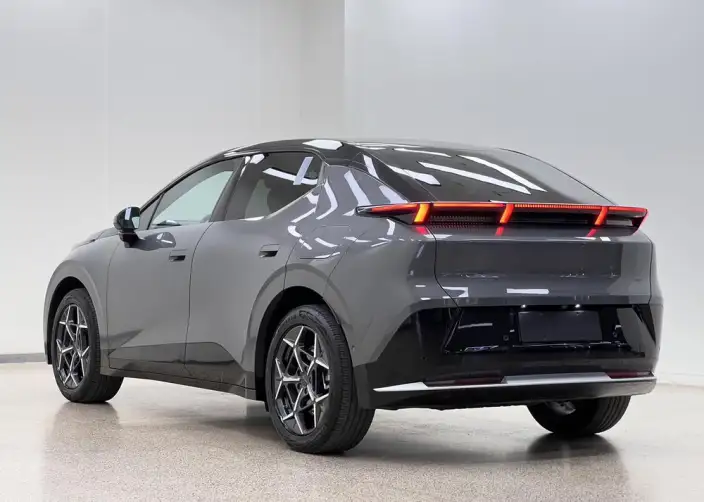 Lynk & Co 20 2025 Model Z20 530km Rear Drive Max – фото 5