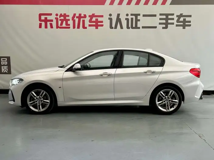 BMW 1 Series 2020 Model 120i M Sports Set – фото 3
